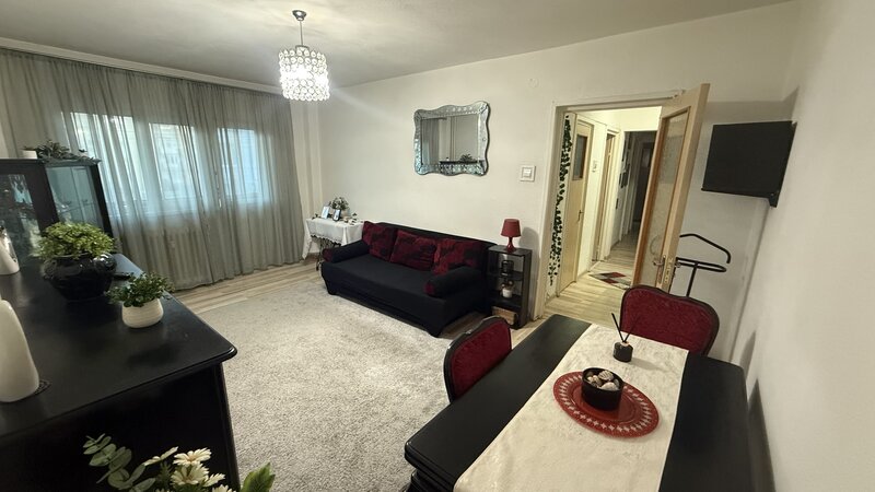 Rahova, Mihail Sebastian