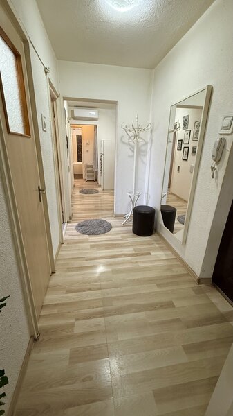 Rahova, Mihail Sebastian